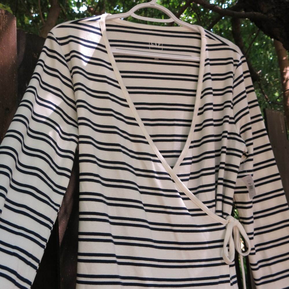 NWT GAP Black White Horizonal Stripe Wrap Tie Shirt Cotton Modal Knit size L